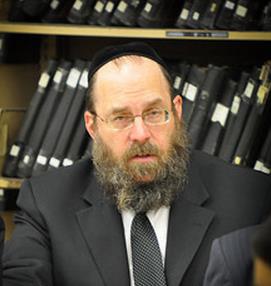 Picture of Rabbi Tzvi Berkowitz.