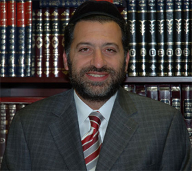 Picture of Rabbi Eli Mansour.